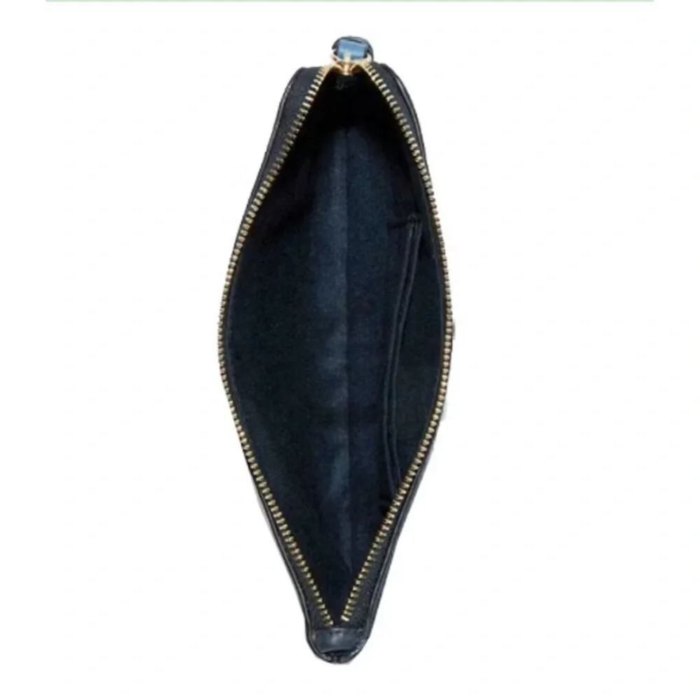 Coach Large Corner Zip Wristlet Wallet With Horse And Carriage Navy
